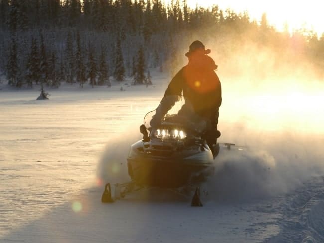 Sneeuwscootertocht Lapland Winter