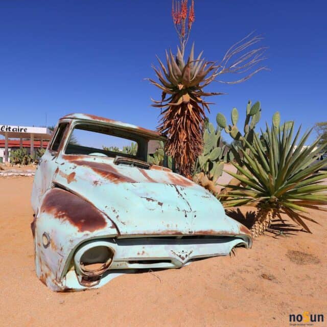 namibië rondreis solitaire oude auto